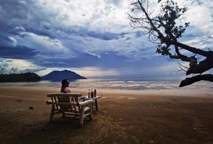 Arkadia Beach Resort Underground River Сабанг Экстерьер фото